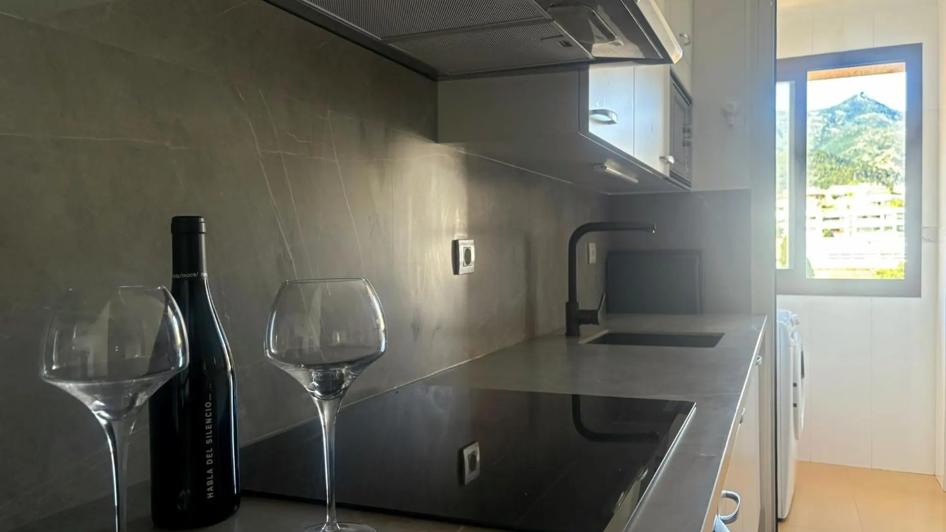 Apartment Golden Mile Sea View Marbella Stay