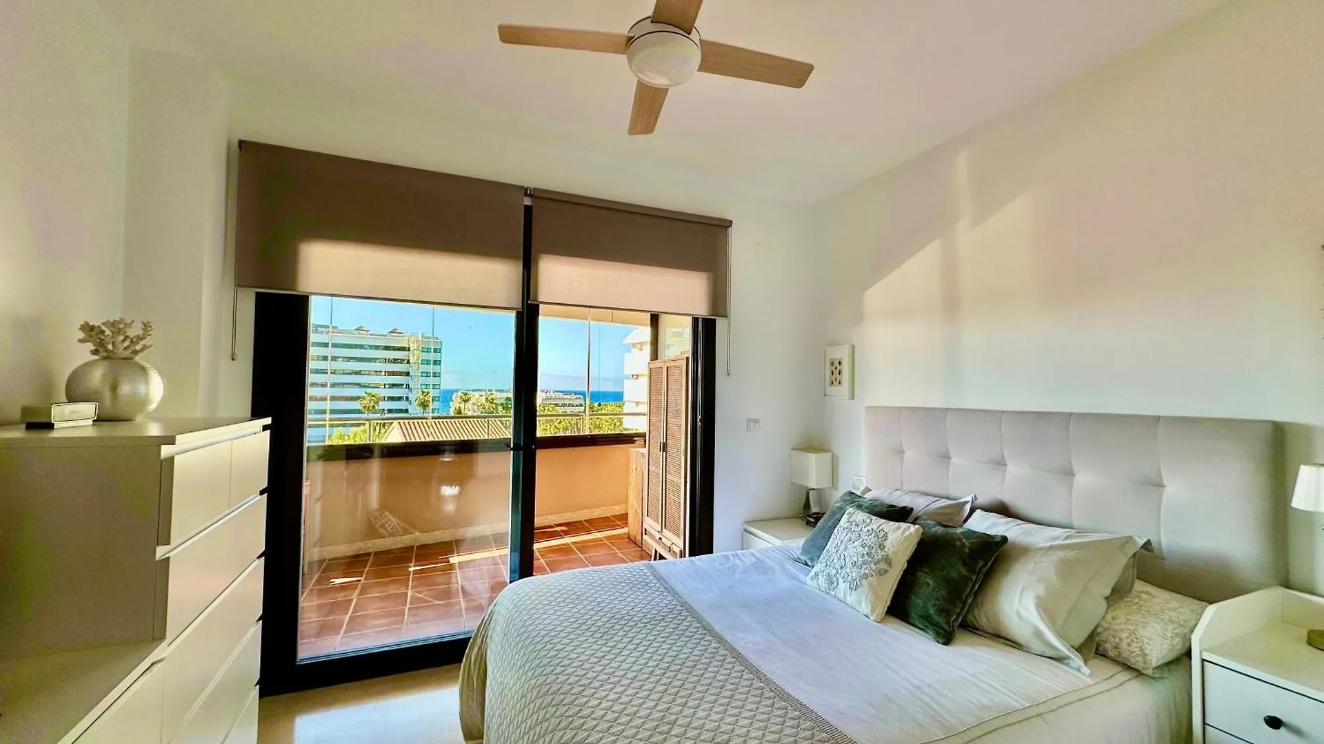 Golden Mile Sea View Marbella Stay